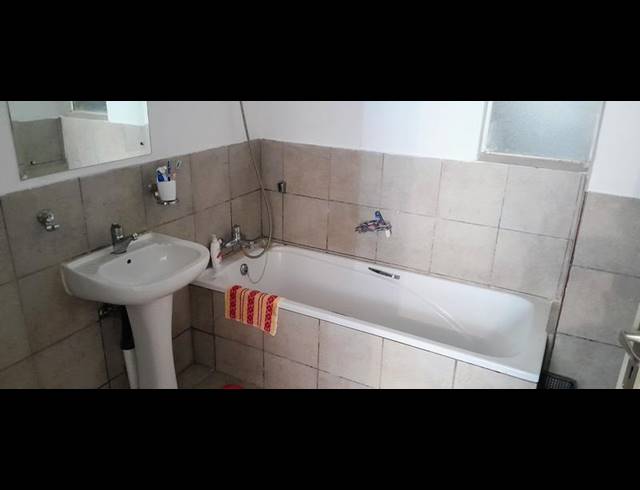 1 BEDROOM APARTMENT FOR SALE IN BRAAMFONTEIN